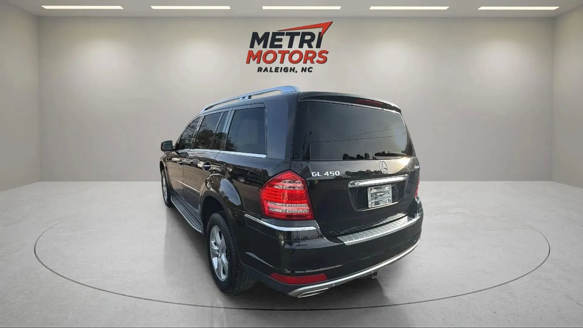 Used 2012 Mercedes-Benz GL 450 GL 450 4MATIC Sport Utility 4D image 7