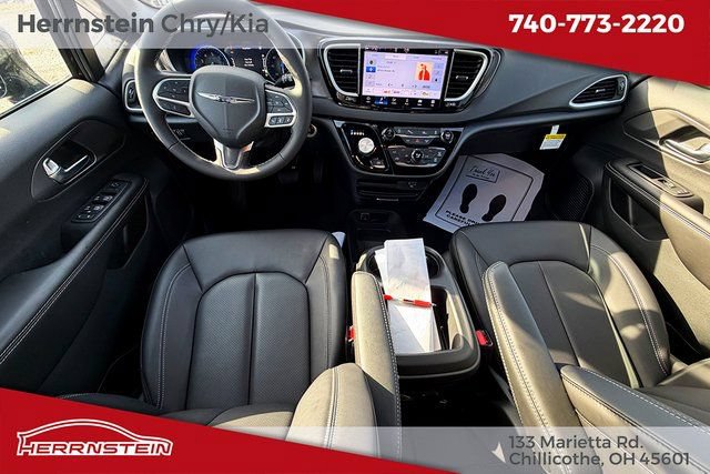 New 2026 Chrysler Voyager LX FWD image 12