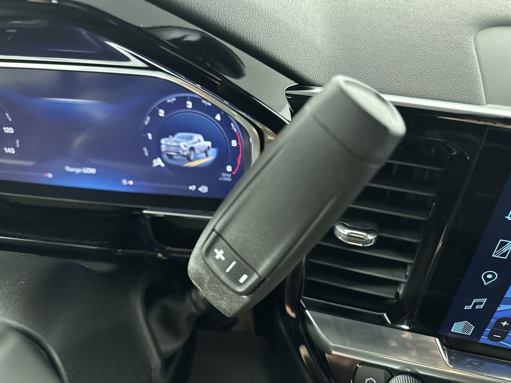 New 2026 Chevrolet Silverado 2500 High Country w/ Midnight Edition image 17