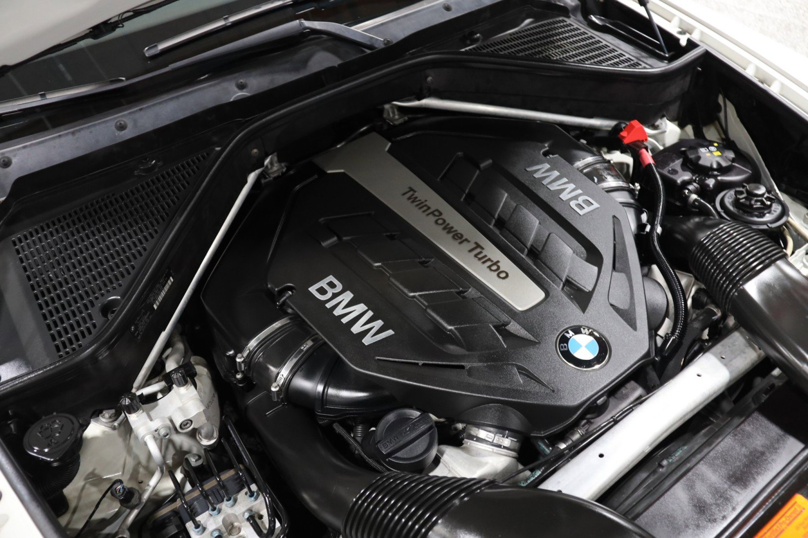 Used 2014 BMW X6 xDrive50i image 15