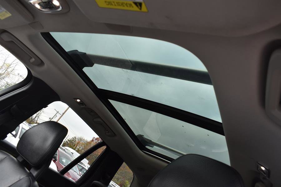 Used 2016 Volvo XC90 T6 Momentum w/ Momentum Plus Package image 12