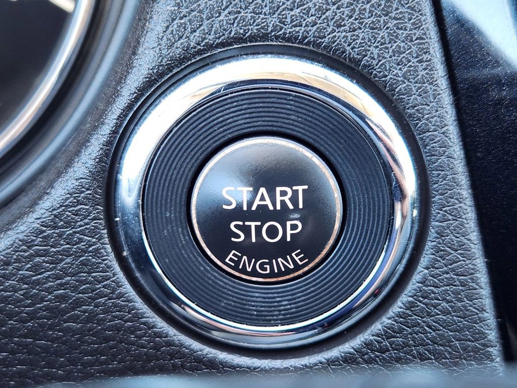 Used 2015 Nissan Rogue SL w/ SL Premium Package image 17