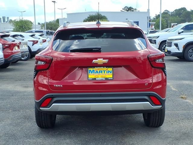New 2026 Chevrolet Trax LT w/ Sunroof Package FWD image 6