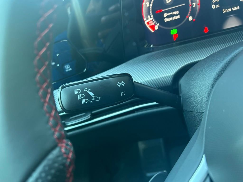 New 2026 Volkswagen GTI SE FWD image 23