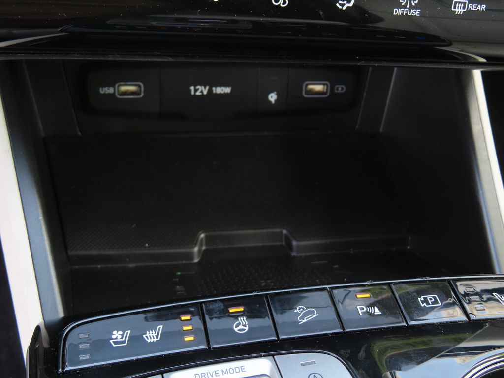 Used 2023 Hyundai Tucson Limited AWD/4WD image 10