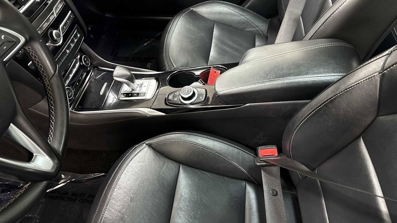 Used 2018 INFINITI QX30 AWD image 23