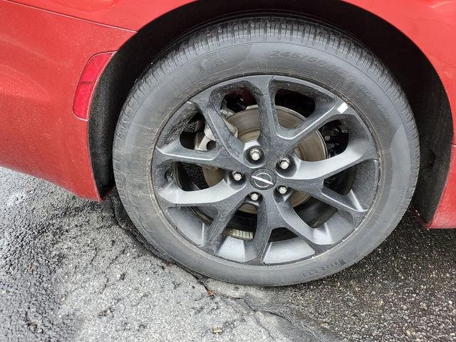 Used 2025 Chrysler Pacifica Limited image 5