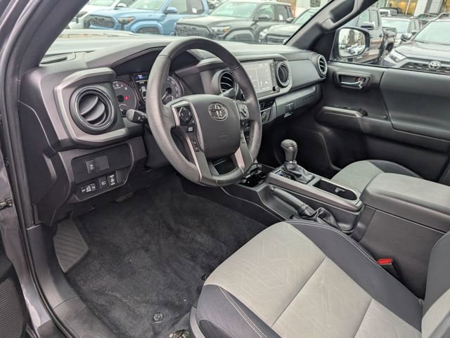 Used 2022 Toyota Tacoma TRD Sport image 13