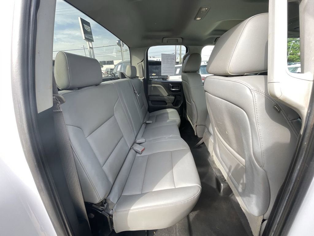 Used 2015 Chevrolet Silverado 1500 W/T w/ WT Convenience Package AWD/4WD image 24