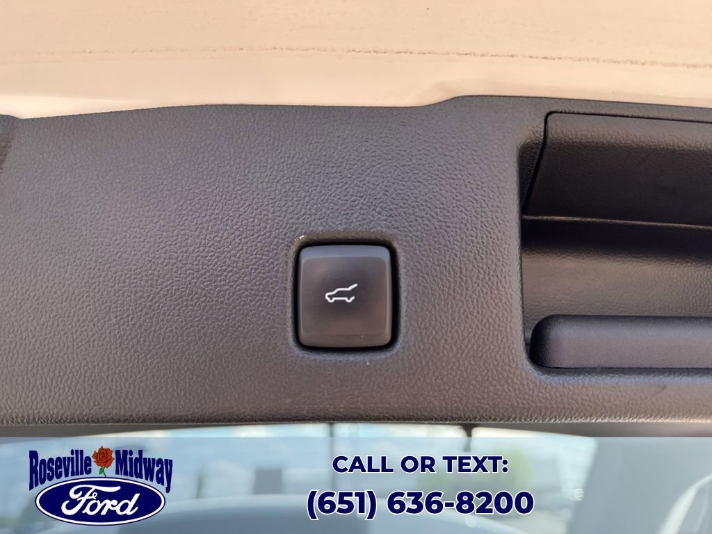 Used 2023 Ford Escape Platinum w/ Premium Technology Package AWD/4WD image 41