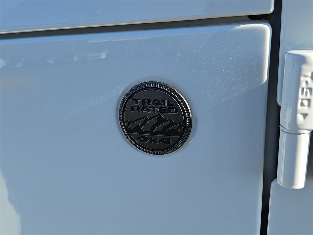 Used 2024 Jeep Gladiator Sport image 14