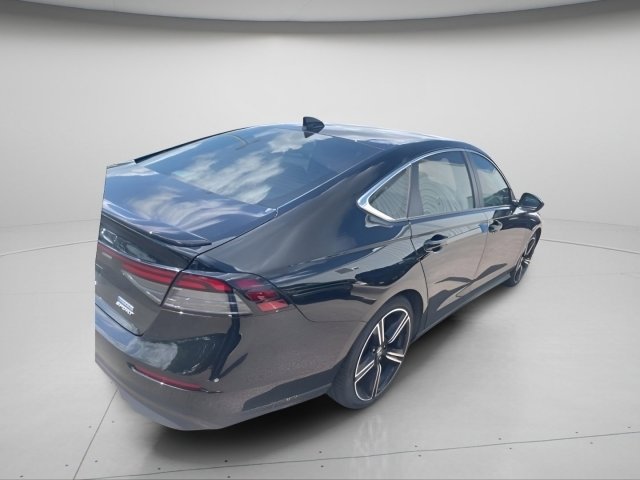 Used 2023 Honda Accord Sport image 8