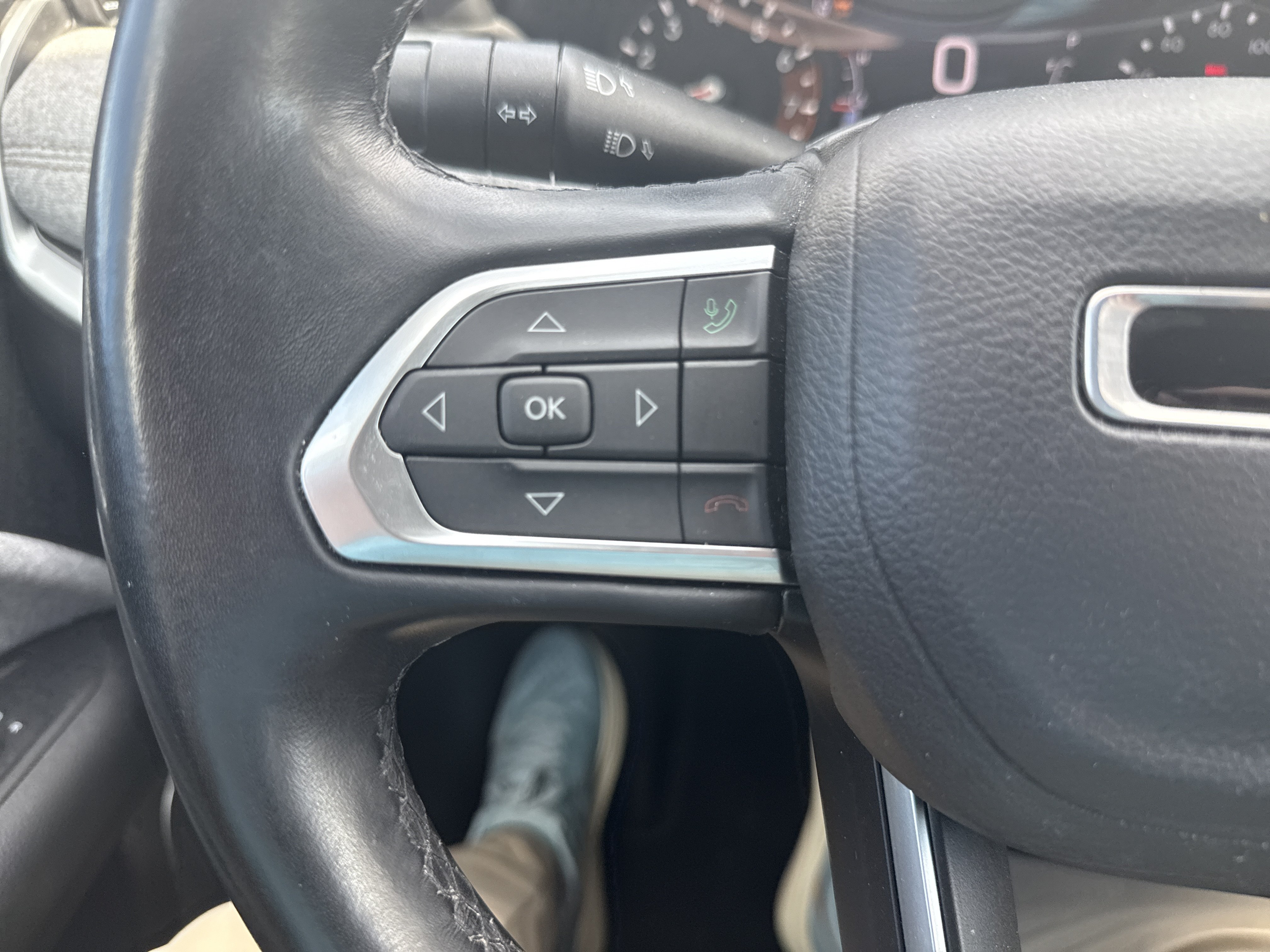 Used 2022 Jeep Compass Latitude AWD/4WD image 19