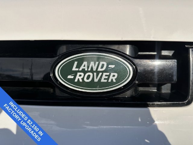 Used 2025 Land Rover Defender 110 S AWD/4WD image 10