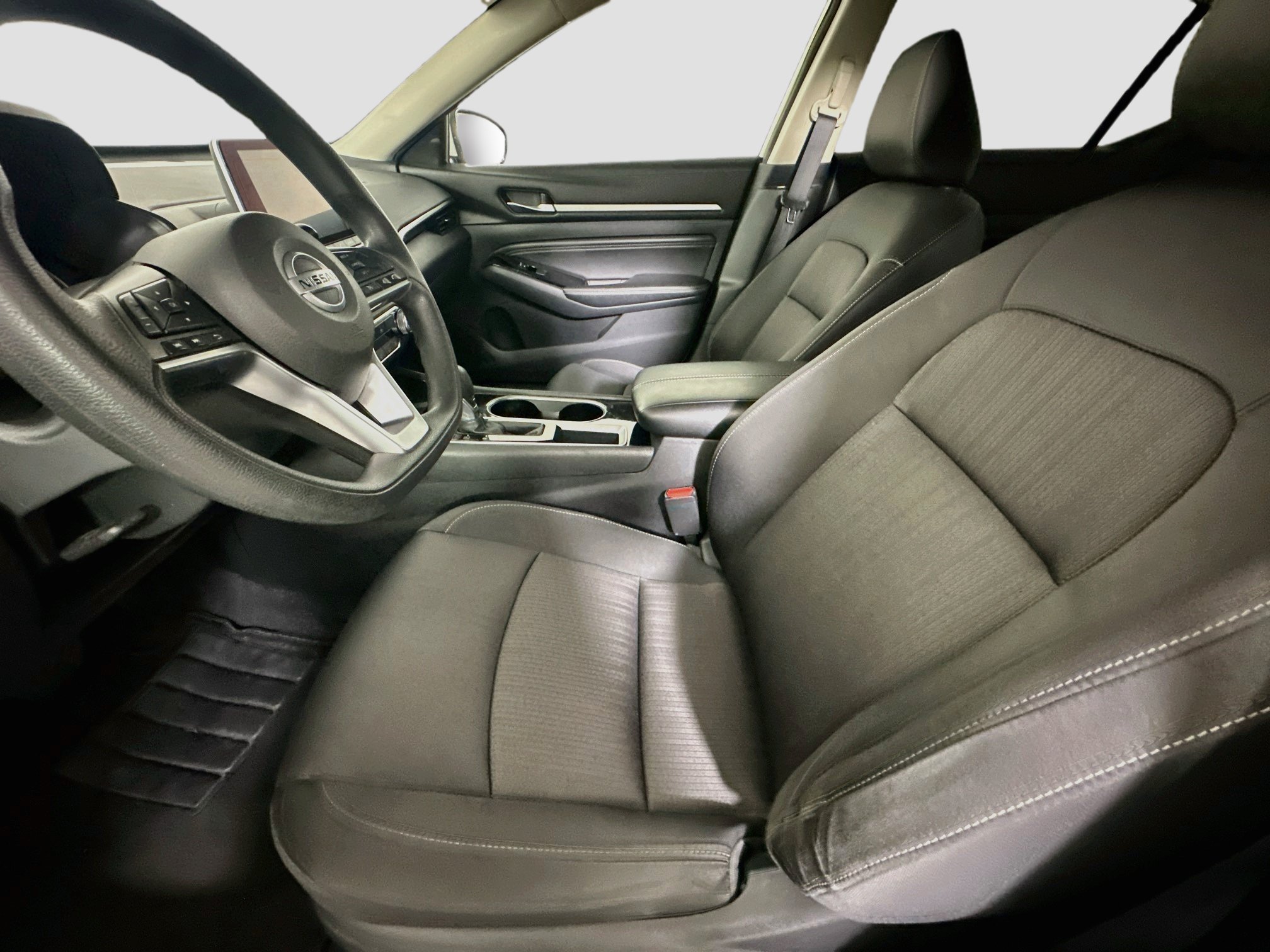 Used 2021 Nissan Altima 2.5 SV FWD image 13