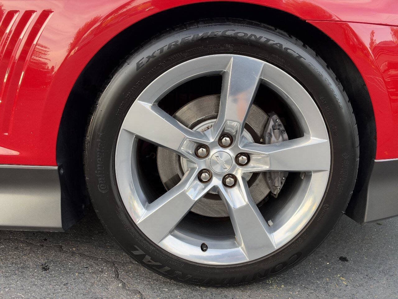 Used 2010 Chevrolet Camaro SS w/ LPO, Ground Effects Package RWD image 16
