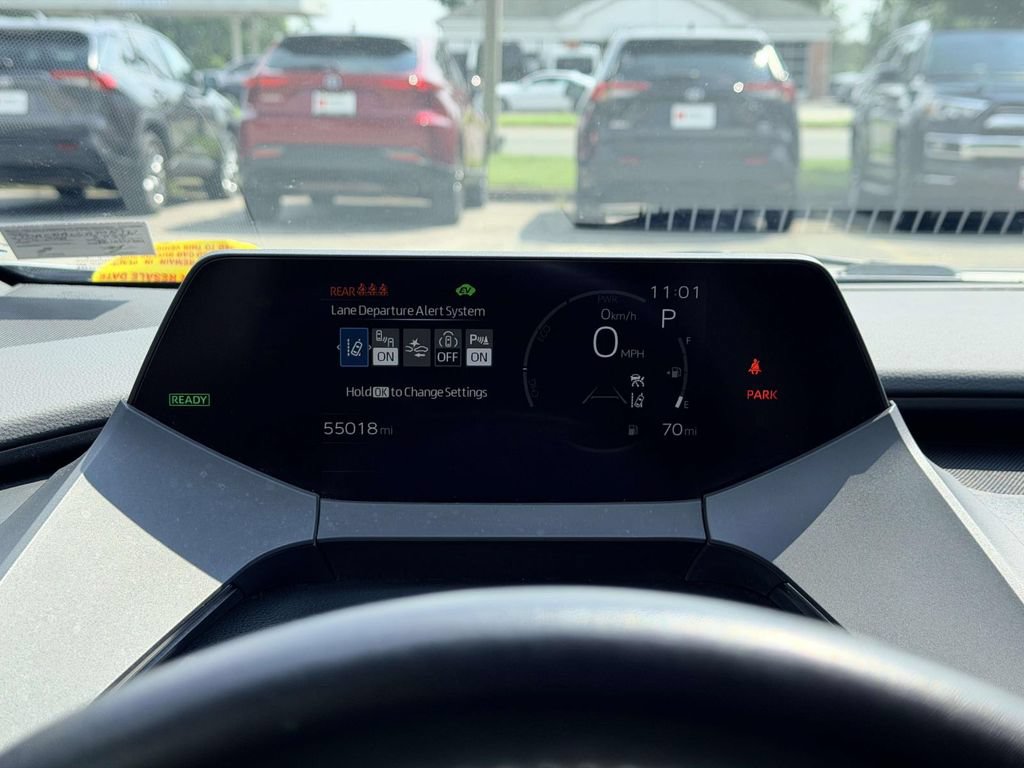 Used 2024 Toyota Prius LE FWD image 10