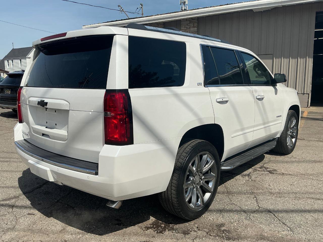 Used 2016 Chevrolet Tahoe LTZ image 3