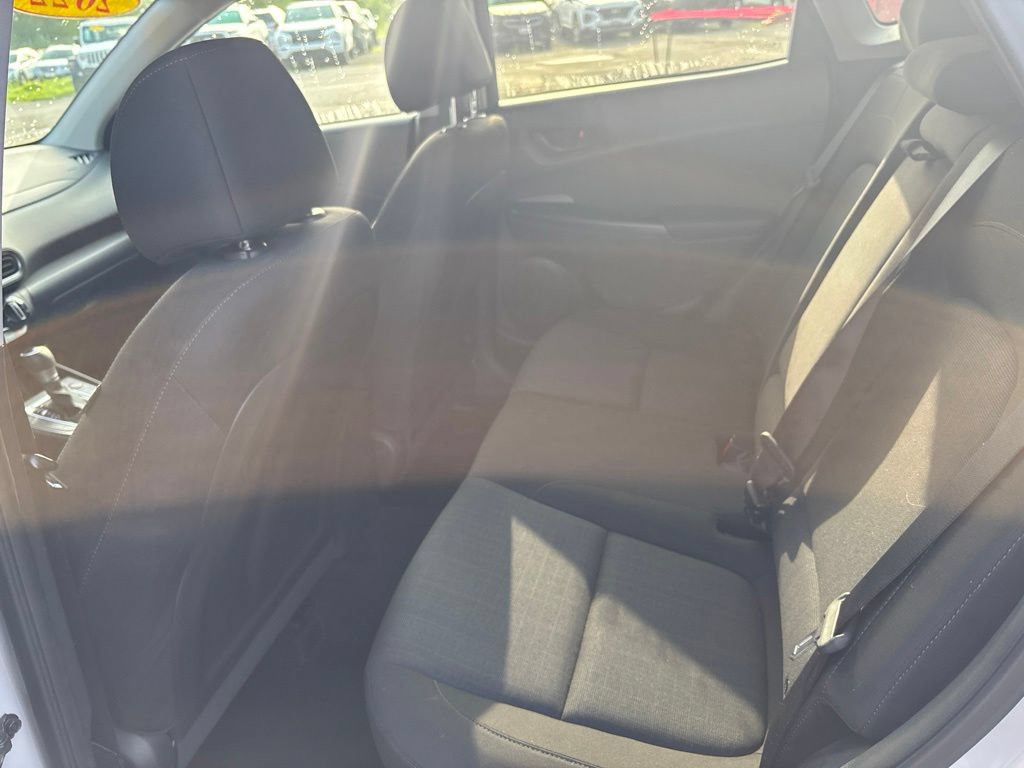 Used 2022 Hyundai Kona SEL AWD/4WD image 16