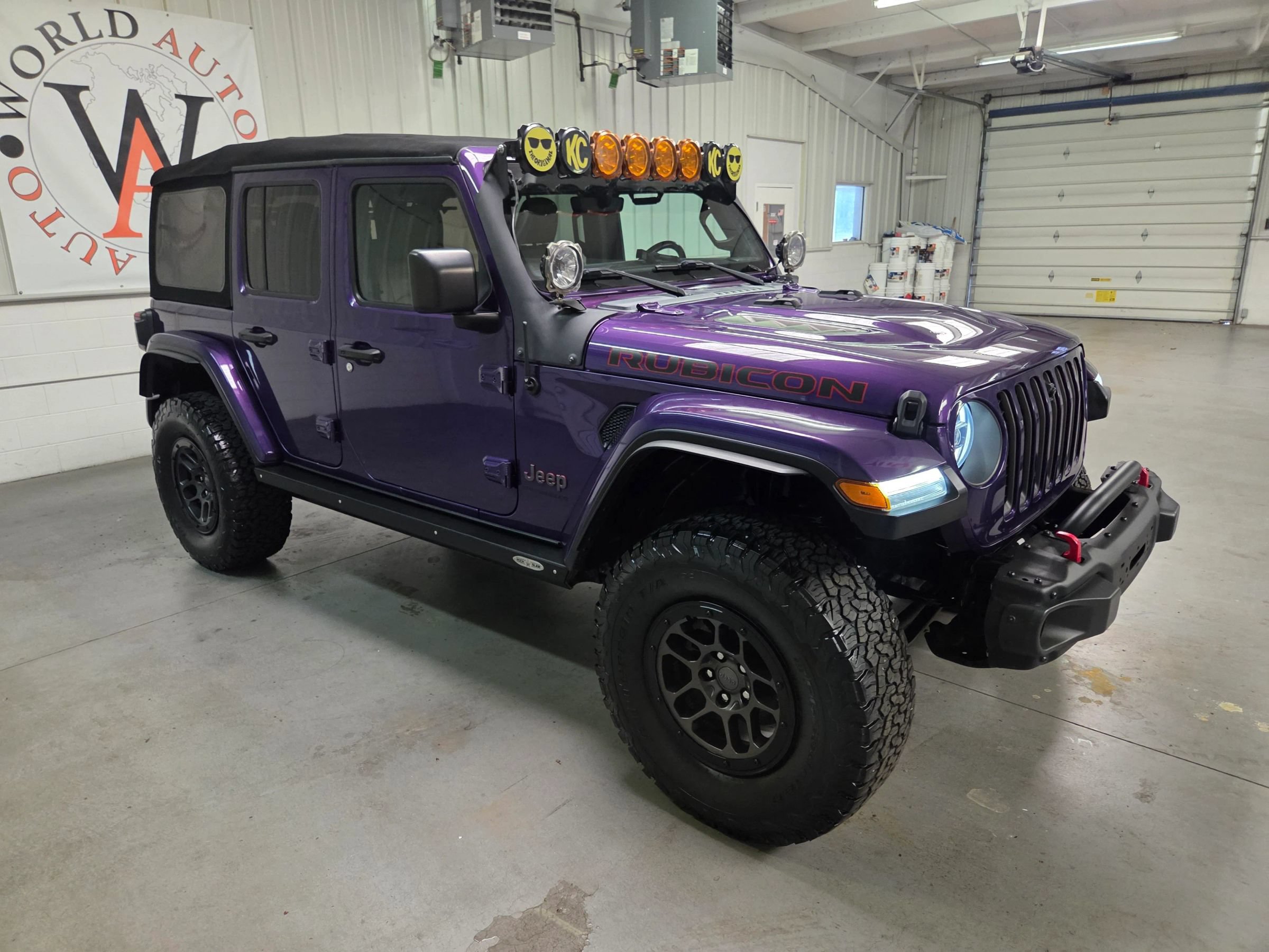 Used 2023 Jeep Wrangler Unlimited Rubicon w/ Xtreme 35 Tire Package AWD/4WD image 10