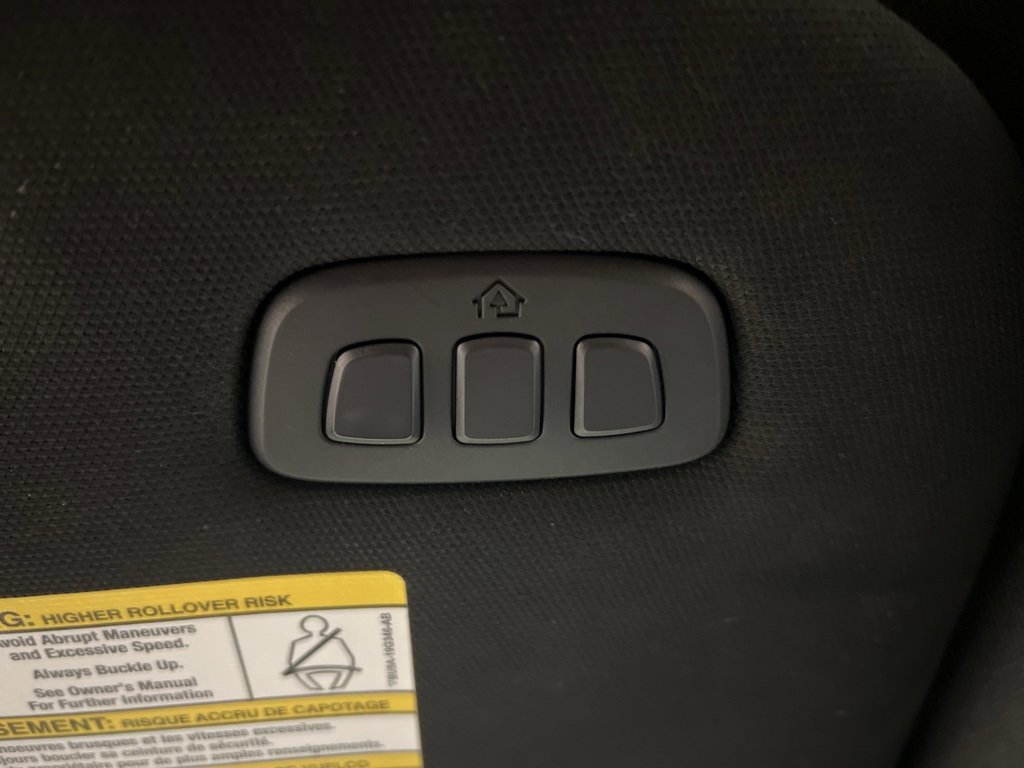 Certified 2022 Ford F150 Platinum w/ Equipment Group 701A High image 28