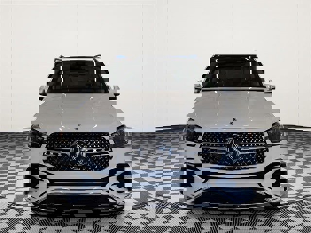 New 2026 Mercedes-Benz GLE 450 4MATIC image 3