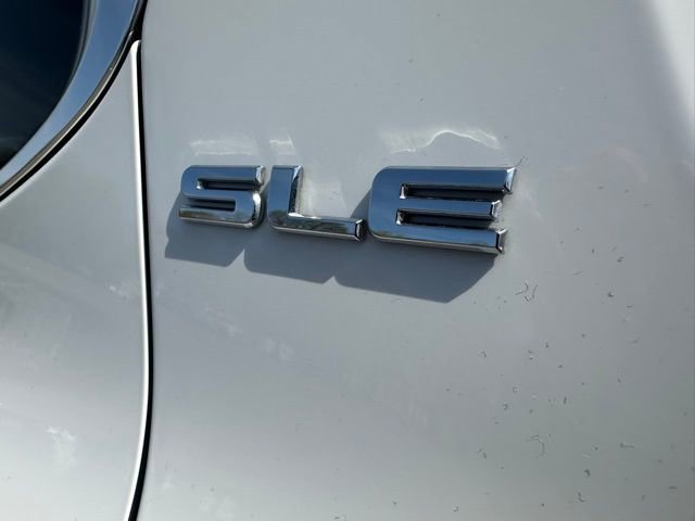 Used 2018 GMC Acadia SLE AWD/4WD image 10