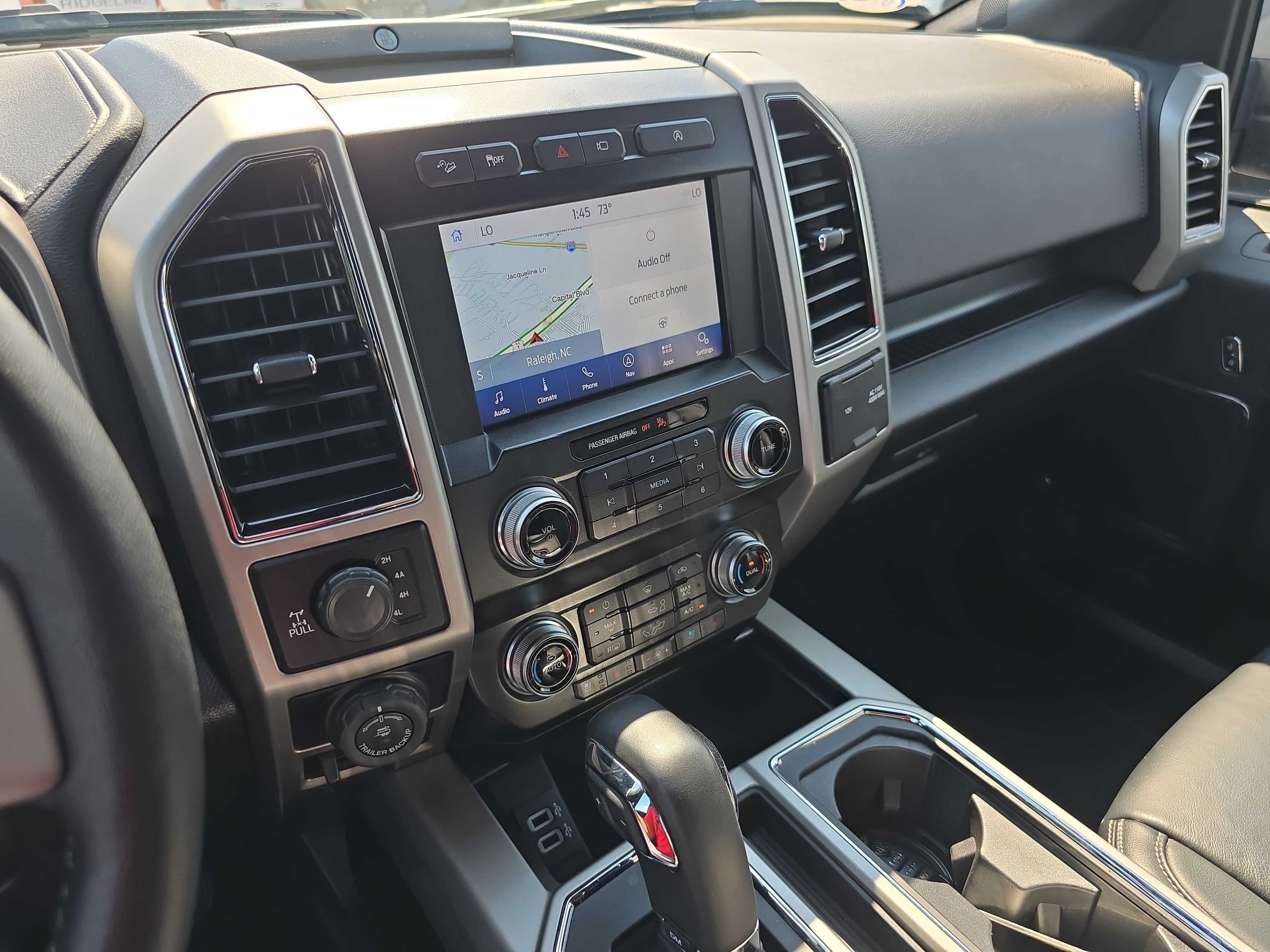 Used 2019 Ford F150 Lariat w/ Equipment Group 502A Luxury AWD/4WD image 19