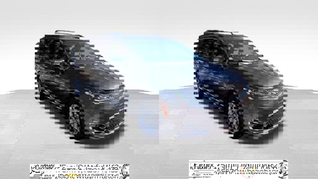 Used 2020 Chrysler Pacifica Limited video 2