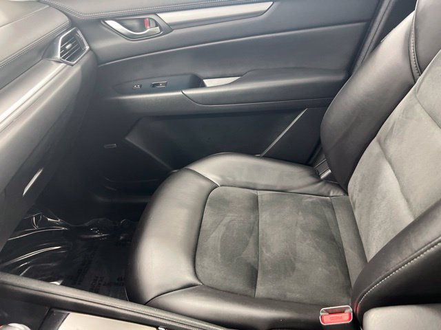 Used 2018 MAZDA CX-5 Touring w/ Preferred Equipment Package AWD/4WD image 18
