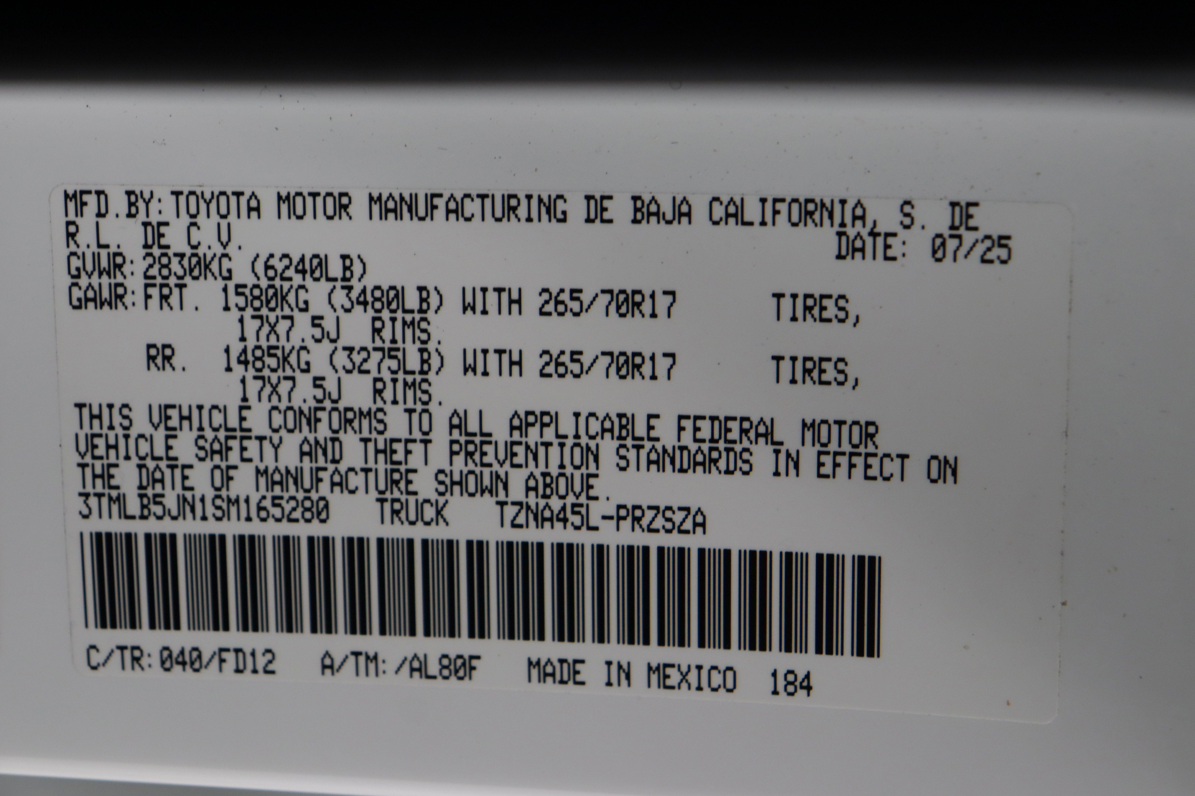 Certified 2025 Toyota Tacoma TRD Off-Road AWD/4WD image 40