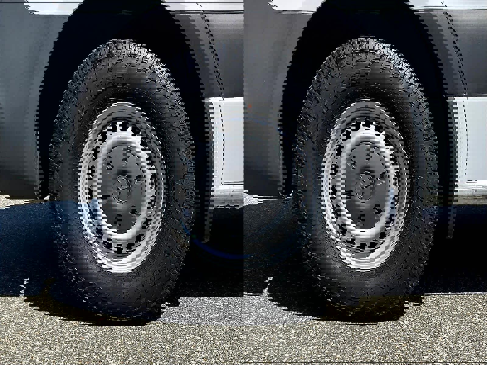 Used 2023 Mercedes-Benz Sprinter 2500 image 7