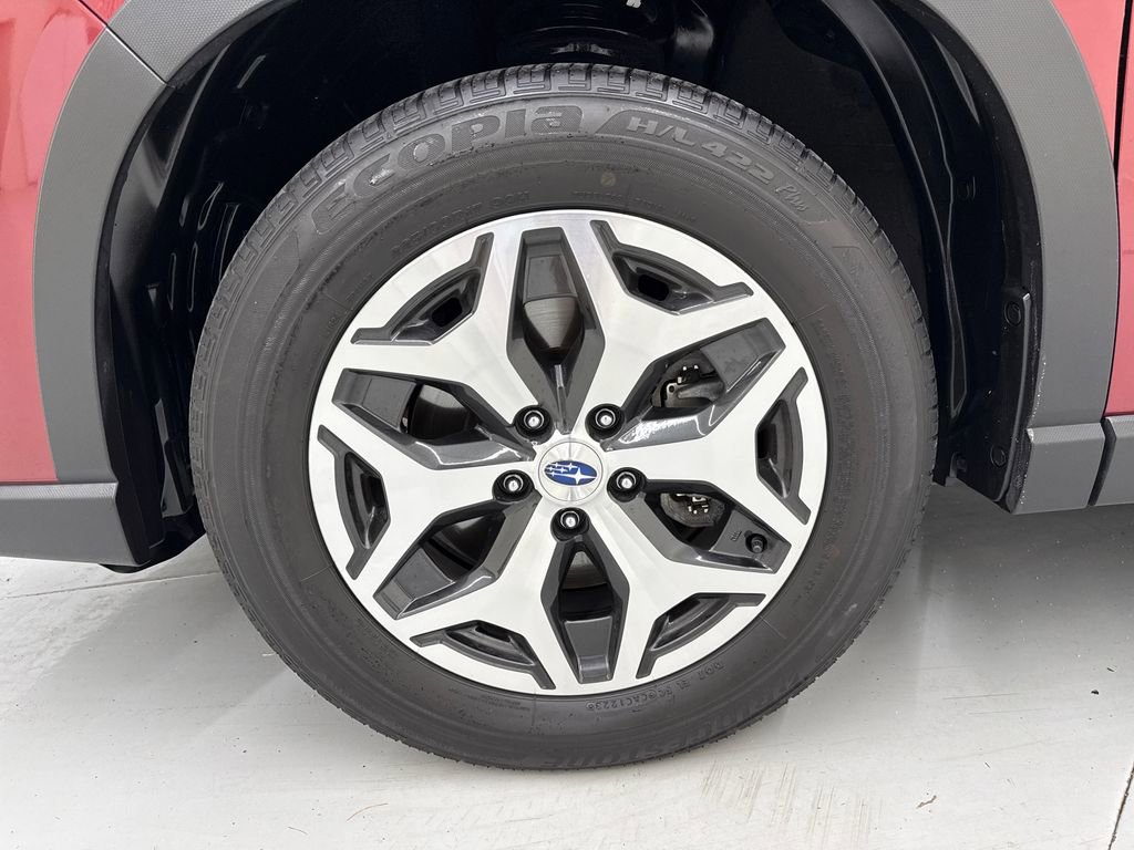 Certified 2023 Subaru Forester Premium image 9