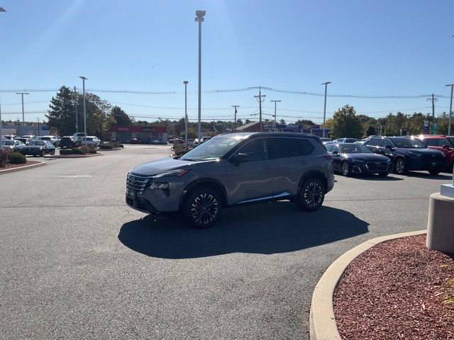 New 2026 Nissan Rogue Platinum AWD/4WD image 1