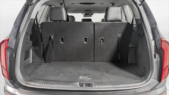 Used 2020 Kia Telluride LX FWD image 19