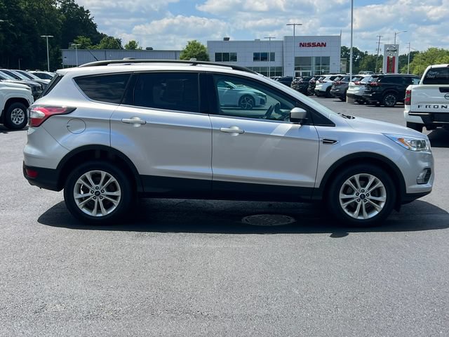 Used 2017 Ford Escape SE w/ SE Leather Comfort Package FWD image 40