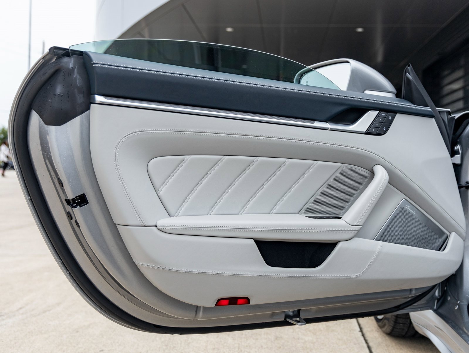 Used 2023 Porsche 911 Turbo S image 22