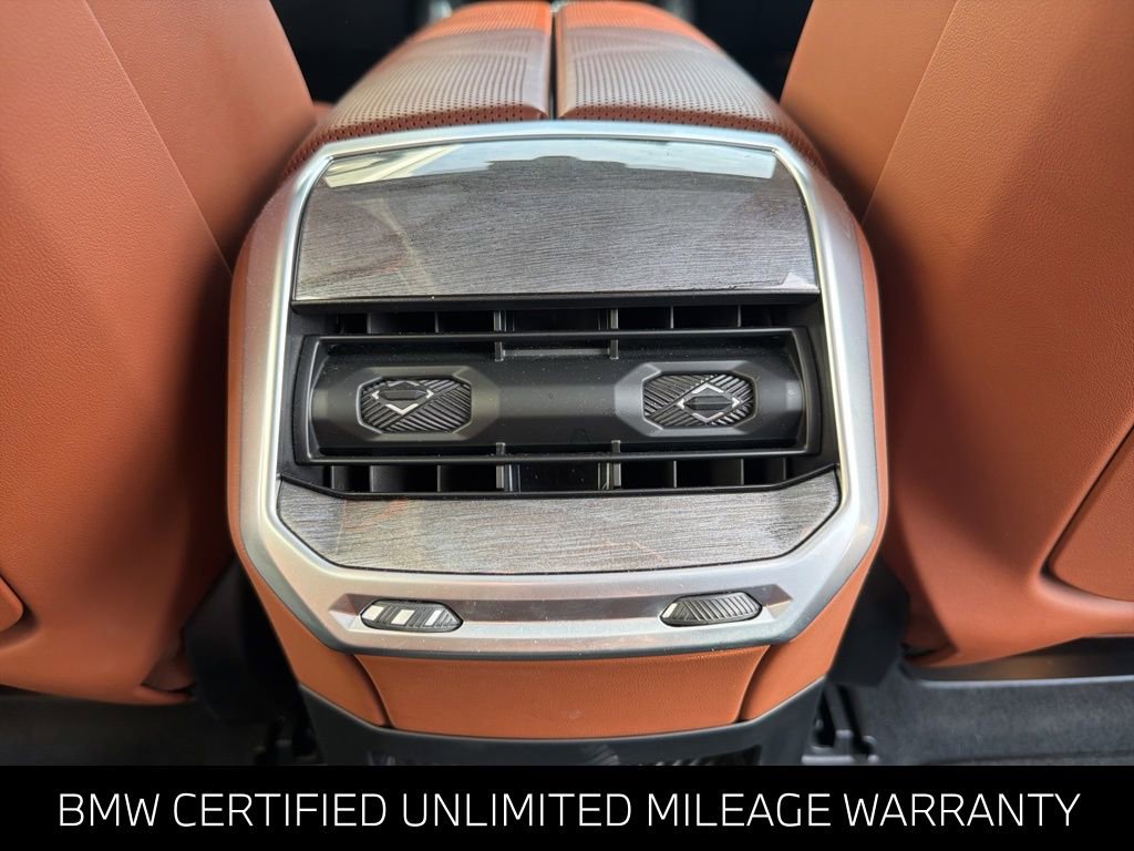 Certified 2024 BMW 760i xDrive w/ Executive Package AWD/4WD image 21