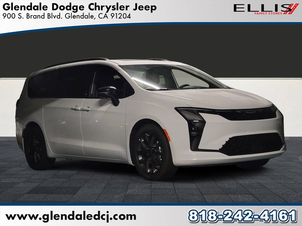 New 2027 Chrysler Pacifica Limited