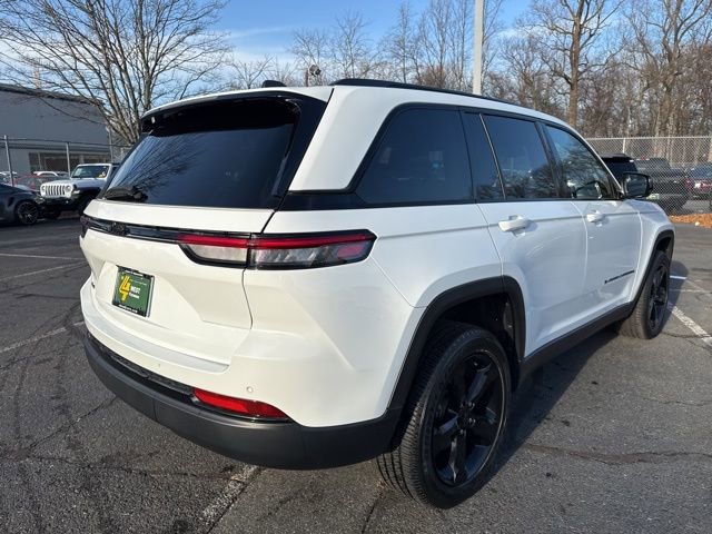 Used 2022 Jeep Grand Cherokee Altitude image 18