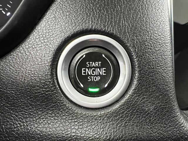 Used 2020 Cadillac XT4 Sport image 32