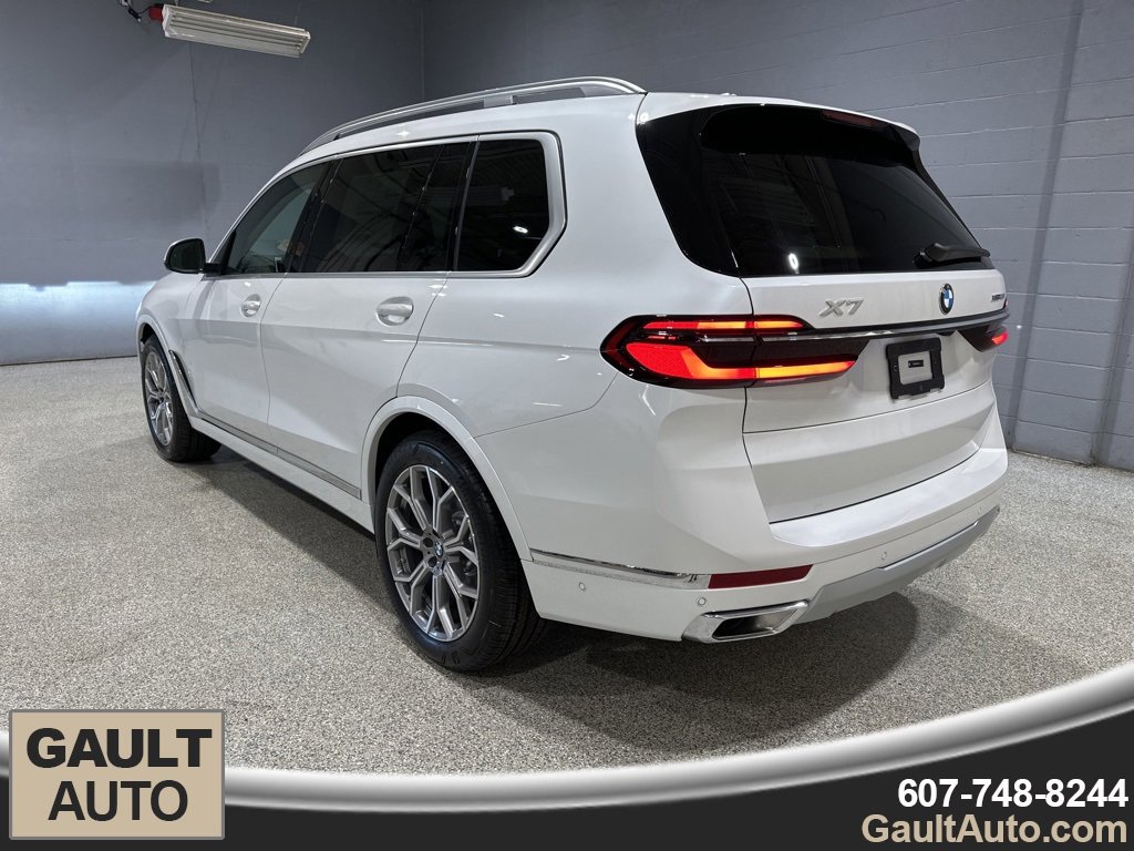 New 2026 BMW X7 xDrive40i image 6