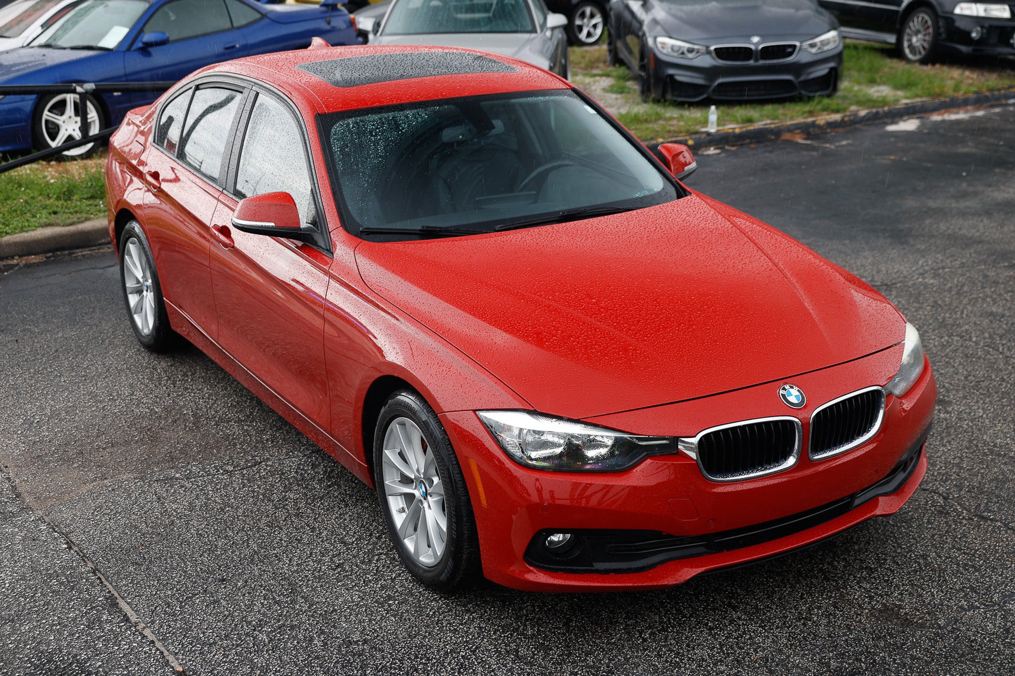 Used 2017 BMW 320i xDrive Sedan AWD/4WD image 18