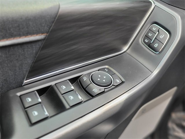 New 2025 Ford F150 Lightning Lariat image 15