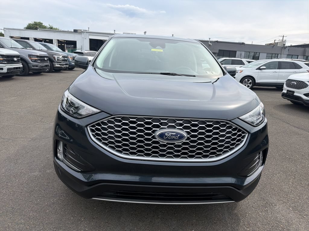 Used 2024 Ford Edge SEL w/ Convenience Package AWD/4WD image 8