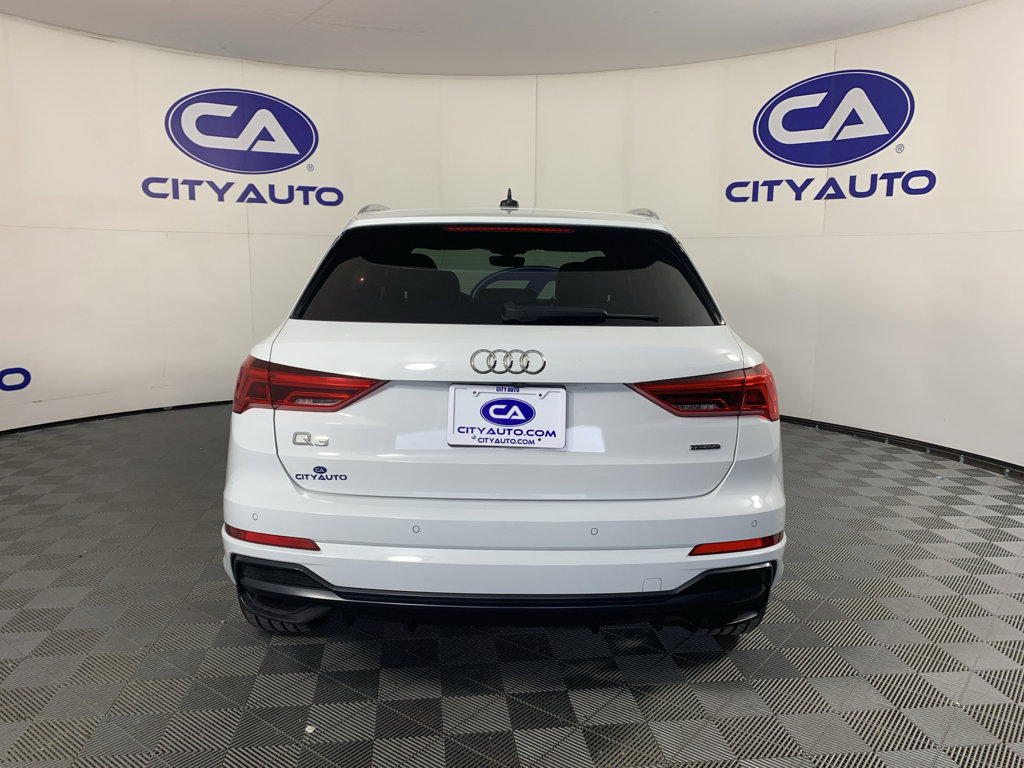 Used 2020 Audi Q3 2.0T Premium Plus AWD/4WD image 4