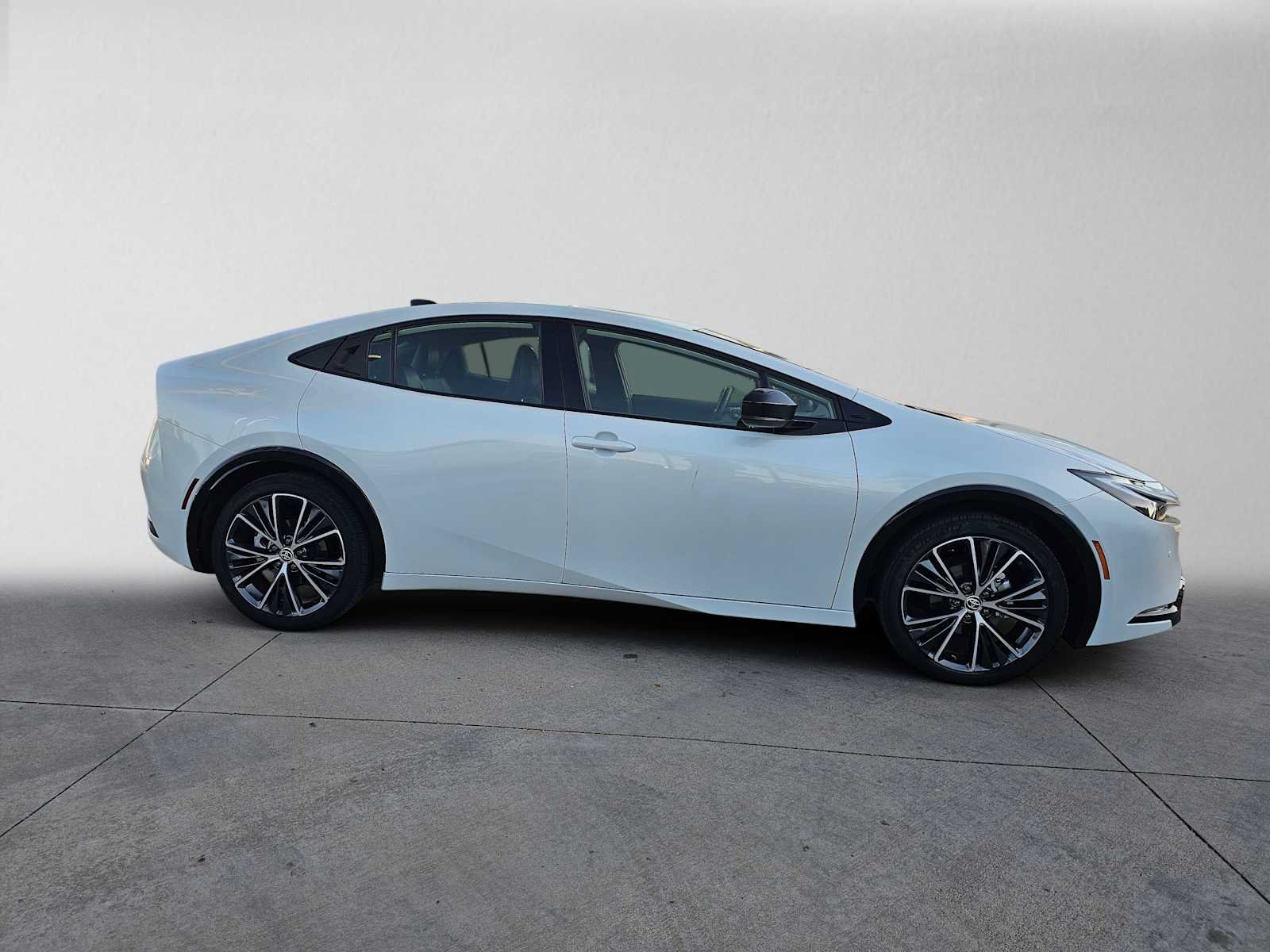 Certified 2026 Toyota Prius XLE FWD image 2