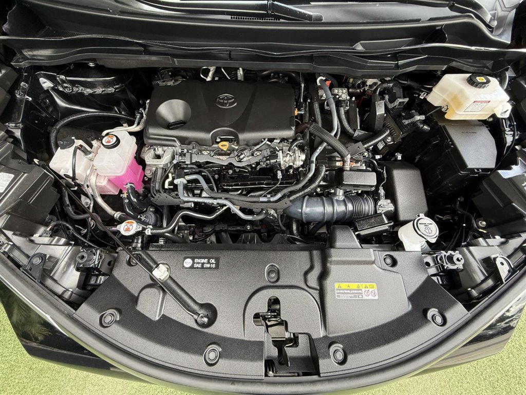 Used 2023 Toyota Sienna XLE image 40