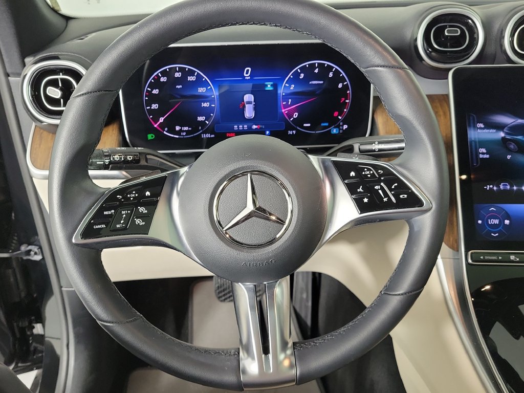 Used 2026 Mercedes-Benz GLC 300 image 21