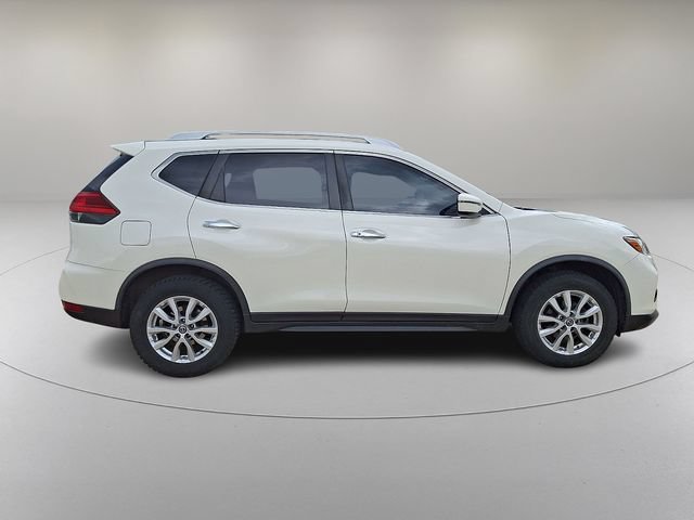Used 2017 Nissan Rogue SV AWD/4WD image 12